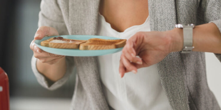 2 Breakfast Habits That Are Slowing Your Metabolism Over Time, According To A Registered Dietitian