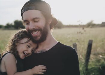 Fatherhood Changes Men’s Brains – Neuroscience News