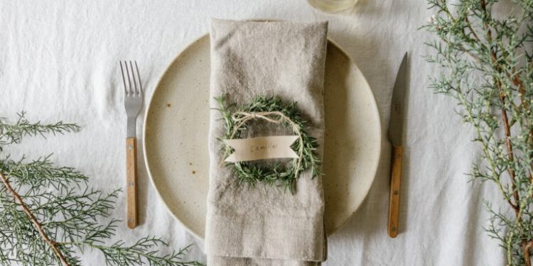 10 Holiday Traditions and Activities for Your December Bucket List