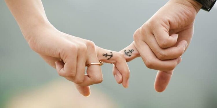 Reducing the Temptation to Cheat in Relationships