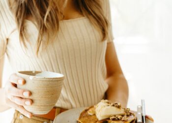Fall’s Best Foods for Hormone Balance, According to a Nutritionist
