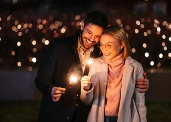 How to Keep New Year’s Resolutions and Improve Your Relationship