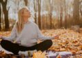 How to Use Mindfulness Therapy for Anxiety: 15 Exercises