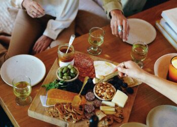 Smart Blood Sugar Tips for a Balanced Holiday Season