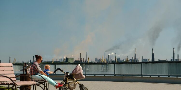 Dirty Air Linked to Higher Alzheimer’s Risk in Massive US Study