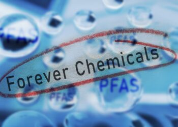 Common Industrial Chemicals Linked to Faster Aging in Middle-Aged Men